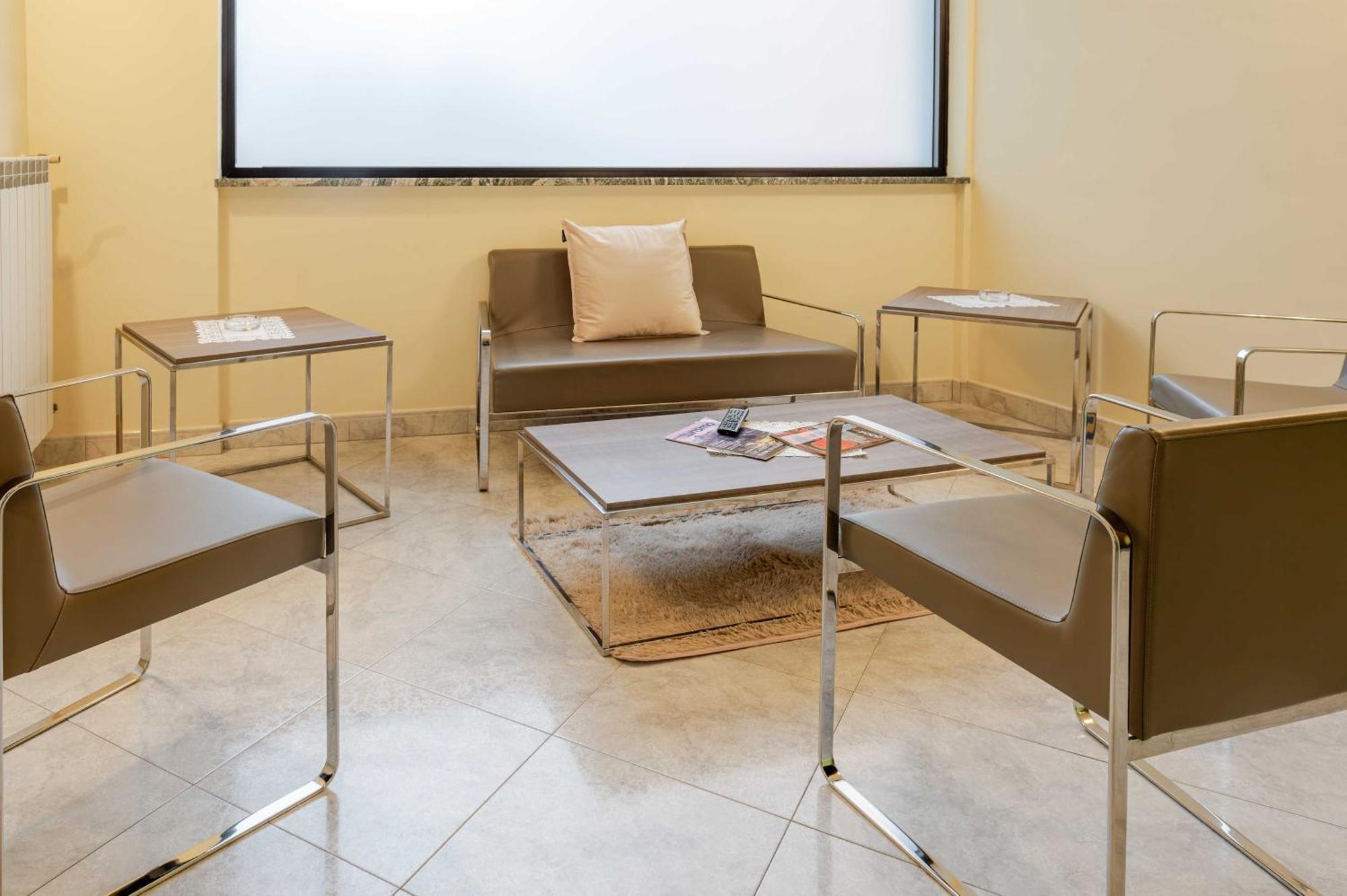 Hotel Posta - 3 Stars - Comfortable Stay In Ventimiglia Exterior photo