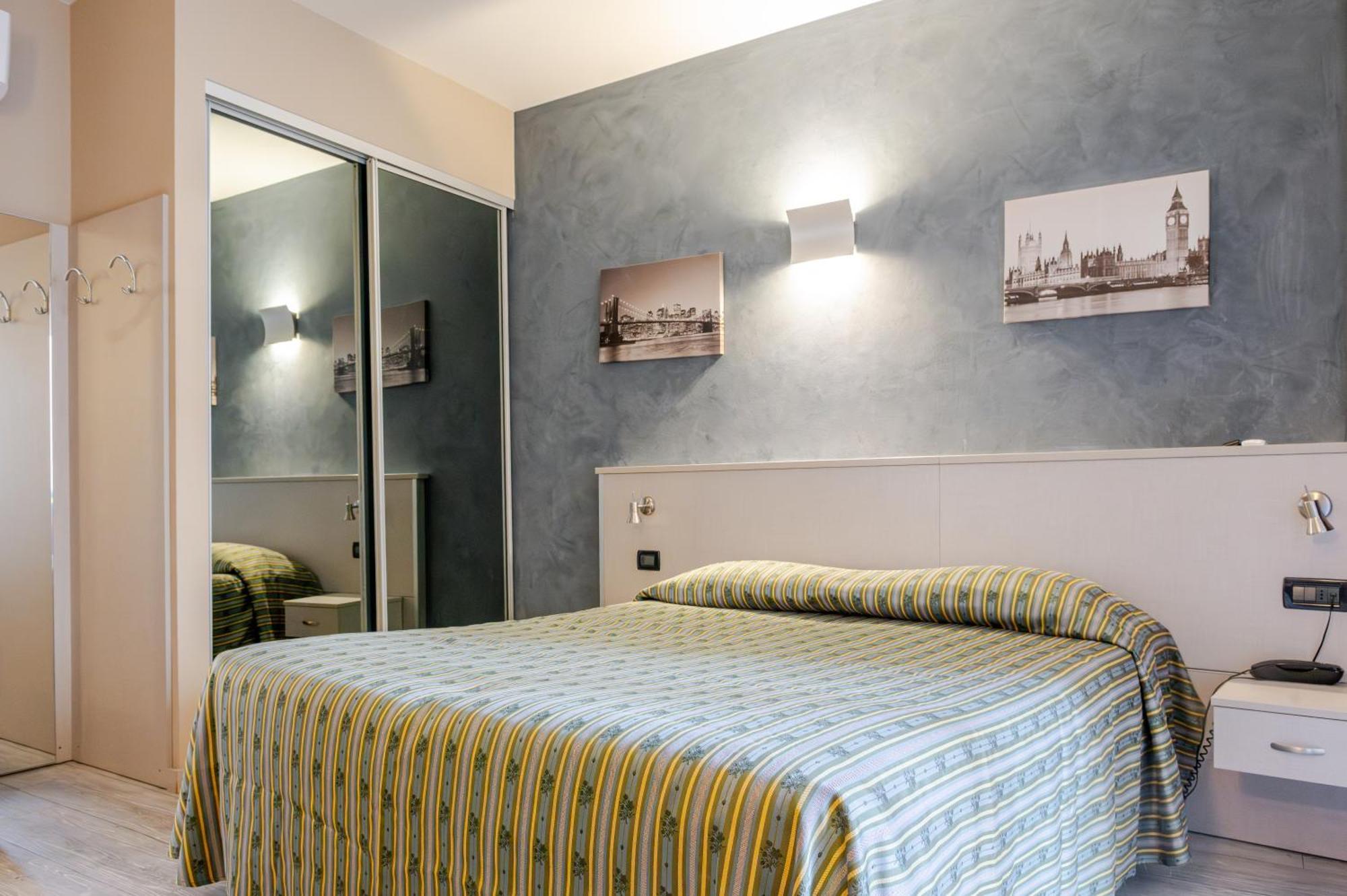 Hotel Posta - 3 Stars - Comfortable Stay In Ventimiglia Exterior photo